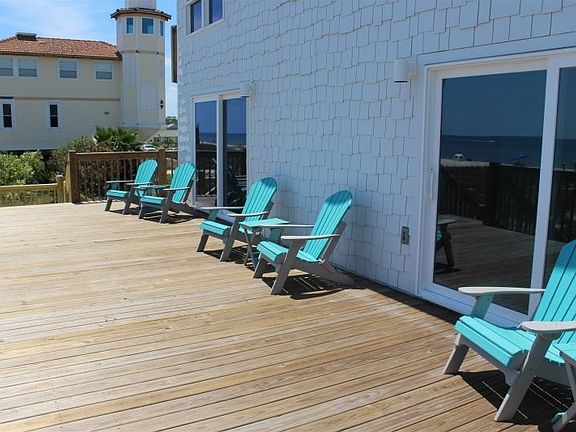 5th image of 608 E Gorrie Dr