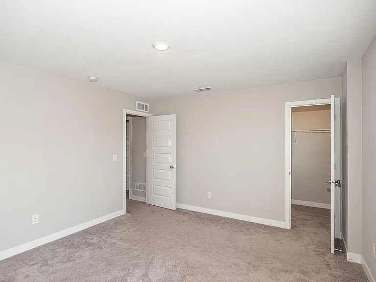 2519 Dixon Creek Dr — Photo 25