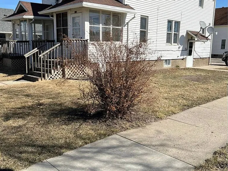 702 N Washington St — Photo 13