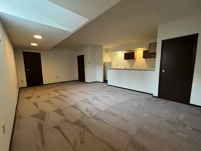Wellington One Apartments — Photo 26