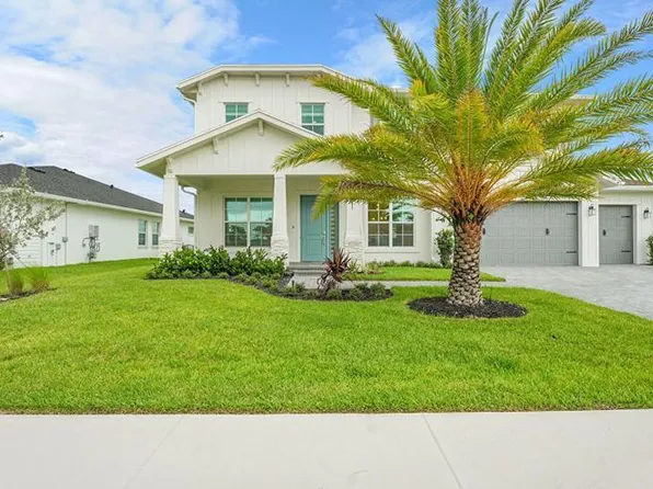 601 Hookline Cir, Loxahatchee, FL 33470
