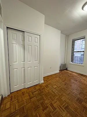 Rented by Peter R. Hungerford, LREB | media 4