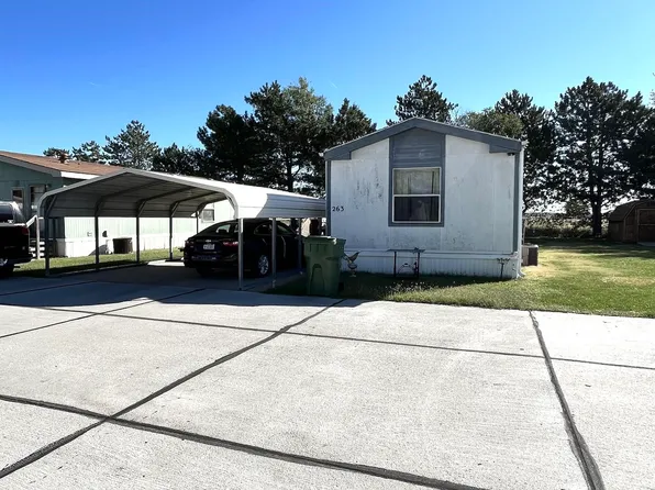 2801 Grand Ave Trailer 263, Kearney, NE 68847