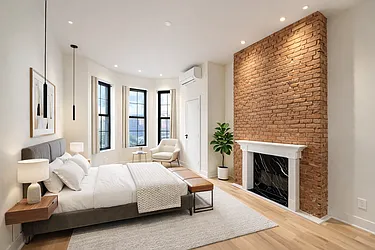 152 North Tenth Street, #1L