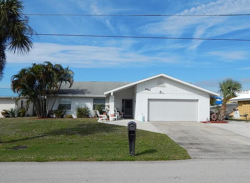 1st image of 2827 Shannon Dr