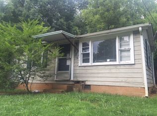 586 Garden Creek Rd, Marion, NC 28752