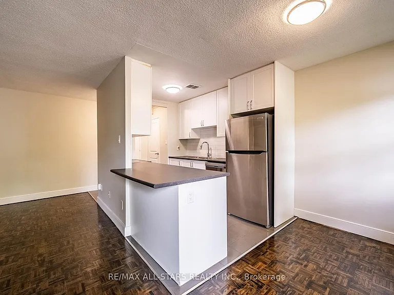 7 Albert St #116 — Photo 7