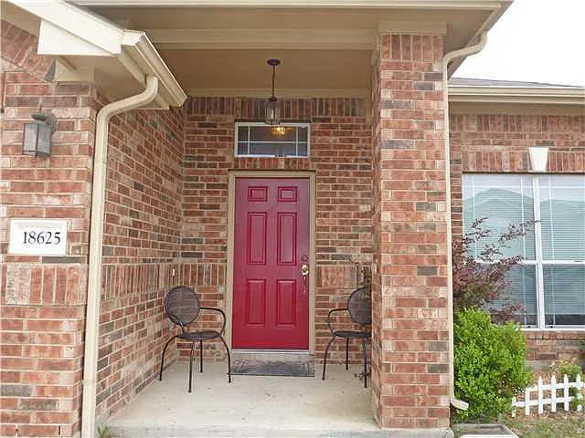 18625 Silent Water Way — Photo 2