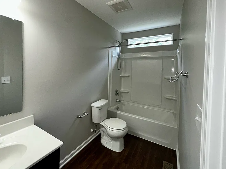 2195 Holiday Valley Dr — Photo 21