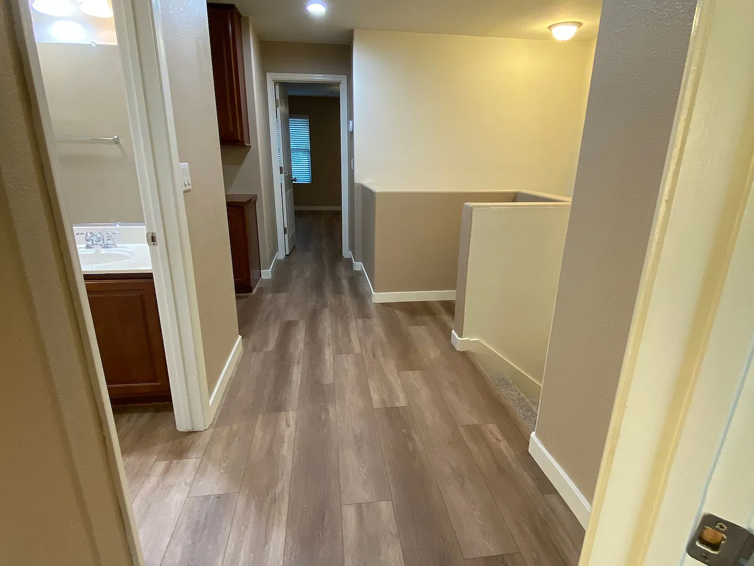 3 bed, 2.5 bath, 1355 sqft, $2,275 — Photo 3