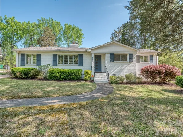 609 Cooper Dr, Charlotte, NC 28210