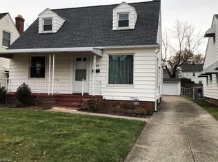 8219 Snow Rd, Parma, OH 44129