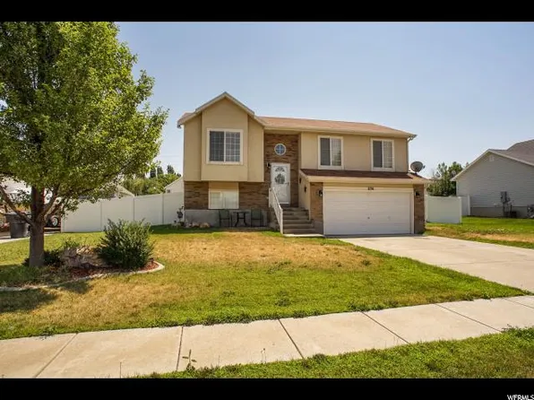 1136 N 1060 W, Clinton, UT 84015