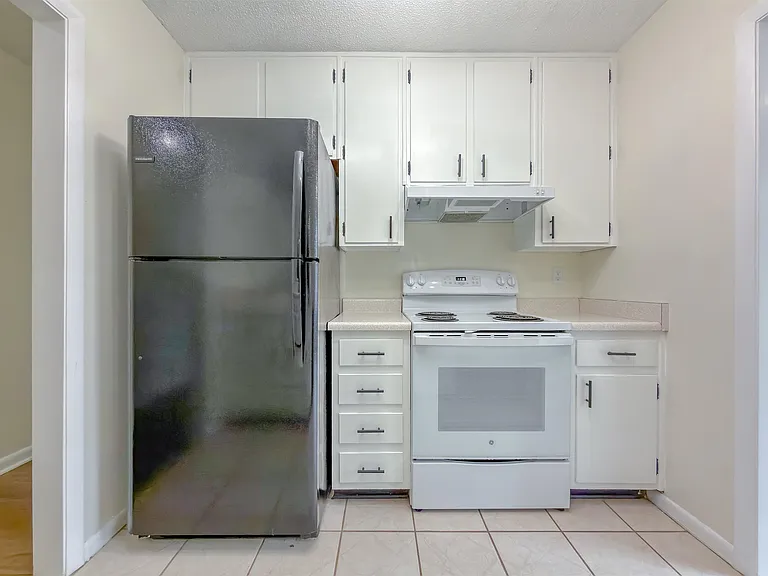 307 Sweetbriar Dr — Photo 10
