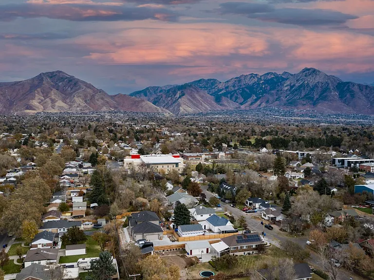 Neighborhood