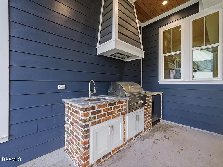 102 Harvest Creek Ln — Photo 41