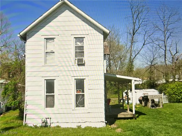 37 Franklin Ave, Roseville, OH 43777