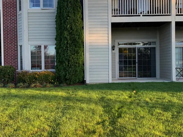 4840 South Forest Ridge DRIVE, New Berlin, WI 53151
