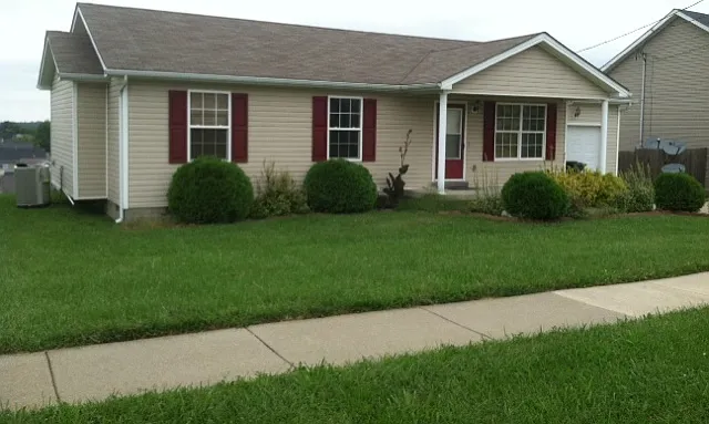 107 Daneswood Ct — Photo 1