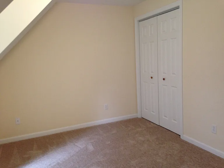 767 1st Crown Point Rd — Photo 22