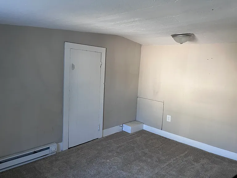 403 Delaware Ave — Photo 28