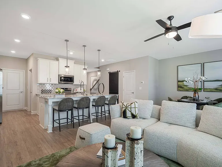 Tessa Jodeco Townhomes — Photo 16