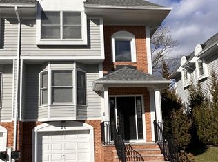 65 E River Rd APT 20, Rumson, NJ 07760