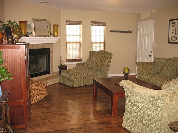 3rd image of 3318 West Ave