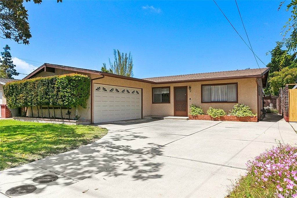 2215 Avalon St, Costa Mesa, CA 92627 Zillow