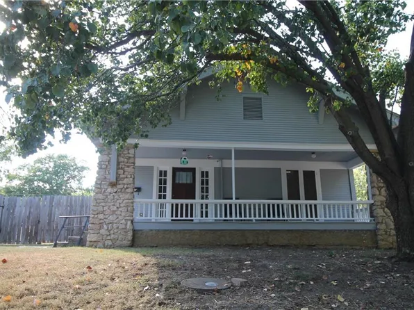 705 N 8th St, Independence, KS 67301