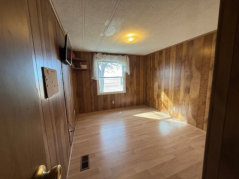 61144 Bryan Rd — Photo 4