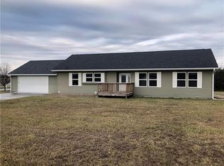 393 SE 991st Rd, Knob Noster, MO 65336