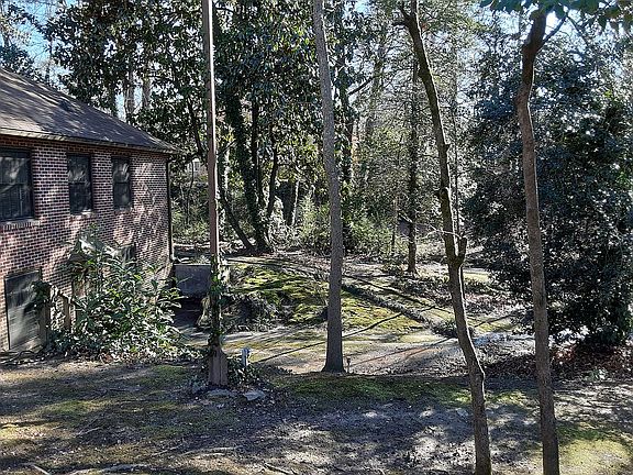 Backside basement entry