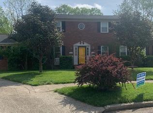 215 Medlock Rd, Lexington, KY 40517