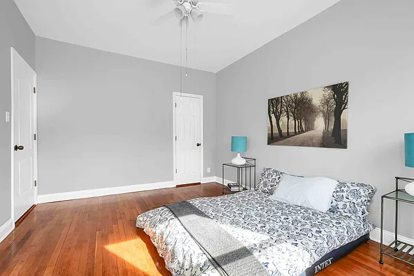 Sold by Mitra Hakimi Realty Group, LLC | media 39