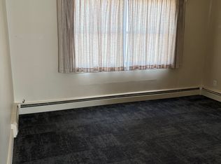 713 Quincy St #1, Hancock, MI 49930