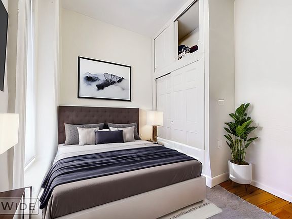 2nd image of 14 W 103rd St APT 2A