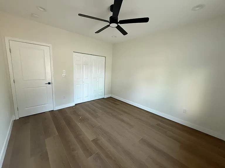 13195 Phillippi Ave — Photo 3