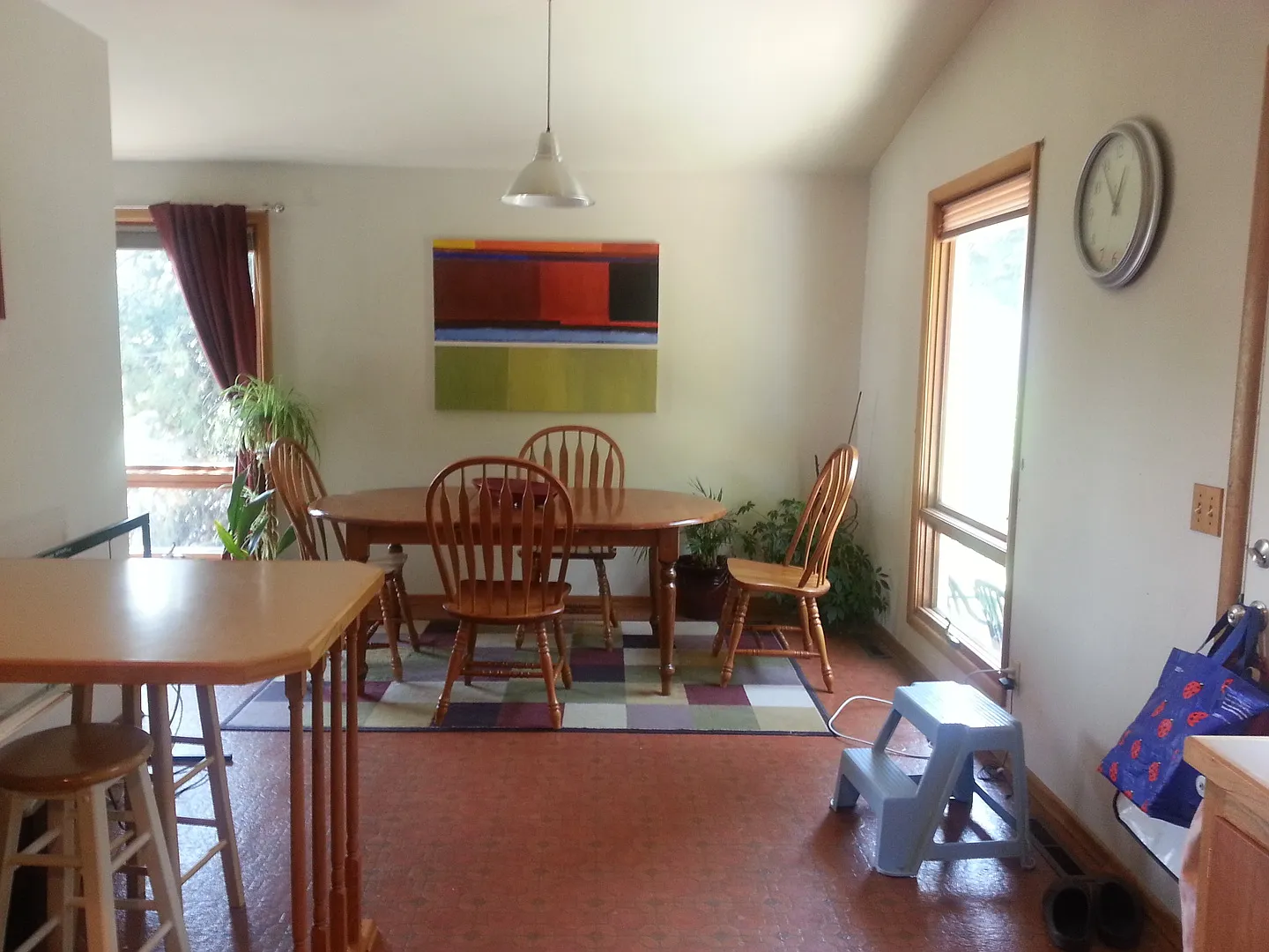 3 Bd/2 Ba Spacious home on Sunnyside Hill! — Photo 3