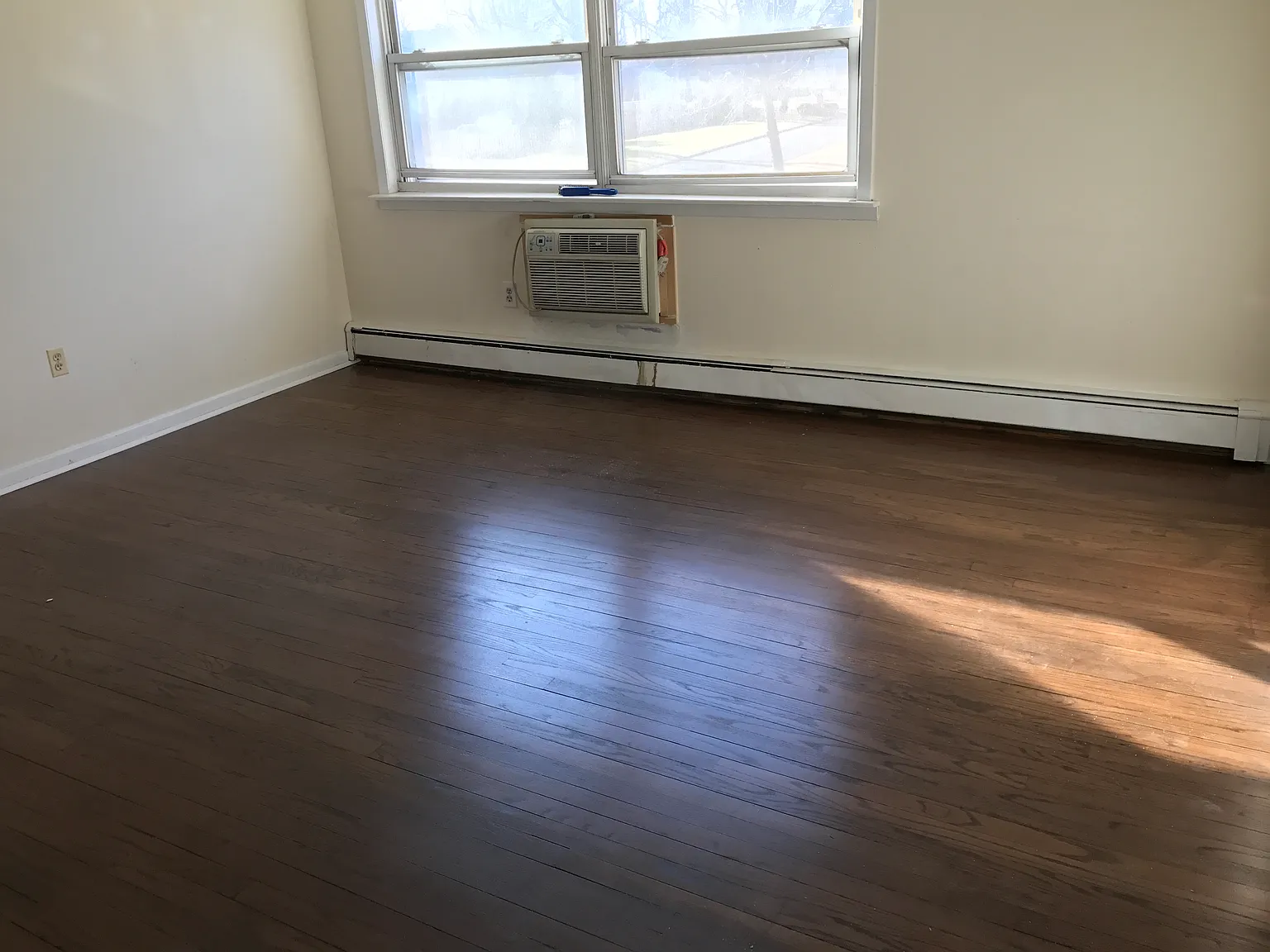 1 bed, 675 sqft, $2,050 — Photo 3