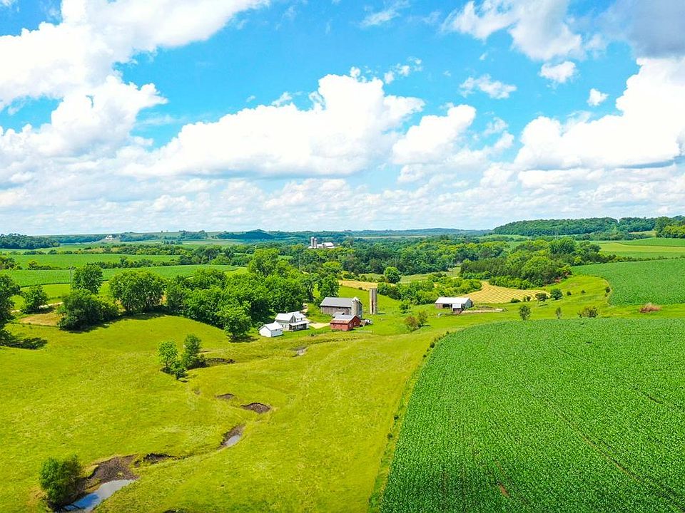 1st image of 20860 Grosbeak Rd