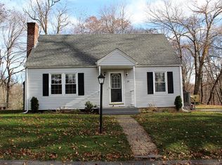 19 Colonial Rd, Auburn, MA 01501