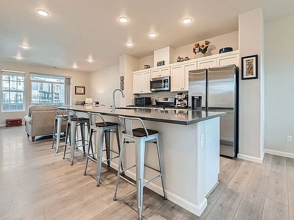 4th image of 28839 SW Orleans Ave