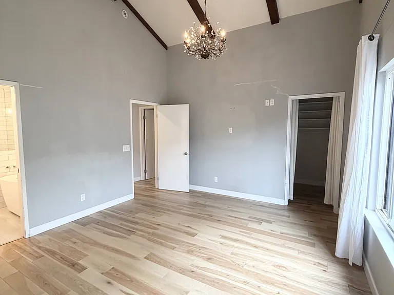 5427 Yerba Buena Rd — Photo 17