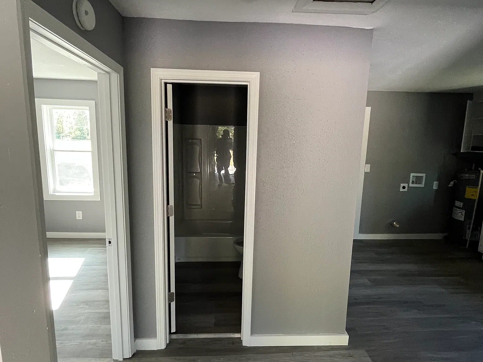 2 bed, 900 sqft, $950 — Photo 2