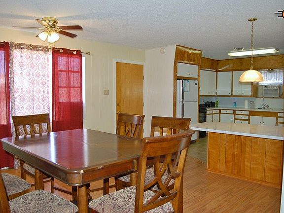 5th image of 221 E University Dr