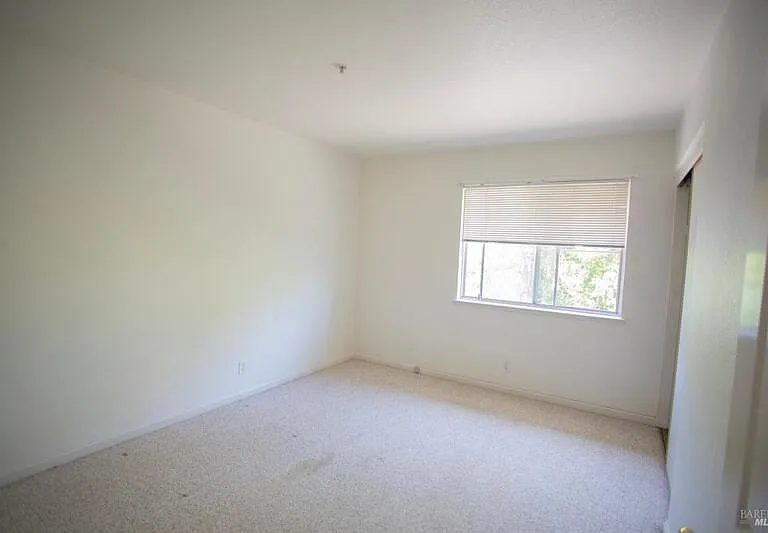 1549 Monarch Pl #0 — Photo 6