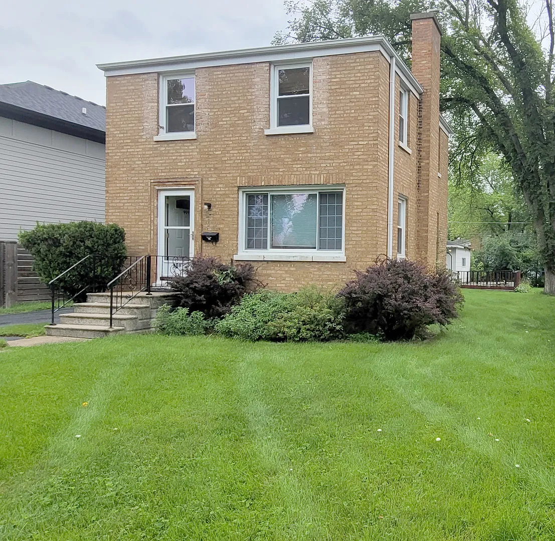 909 S Fairfield Ave photo 1