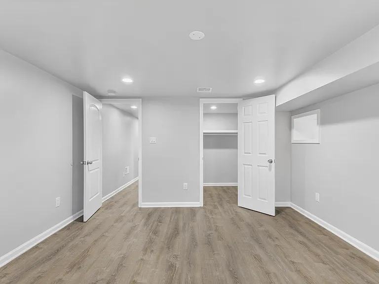 69 E Slocum St — Photo 5