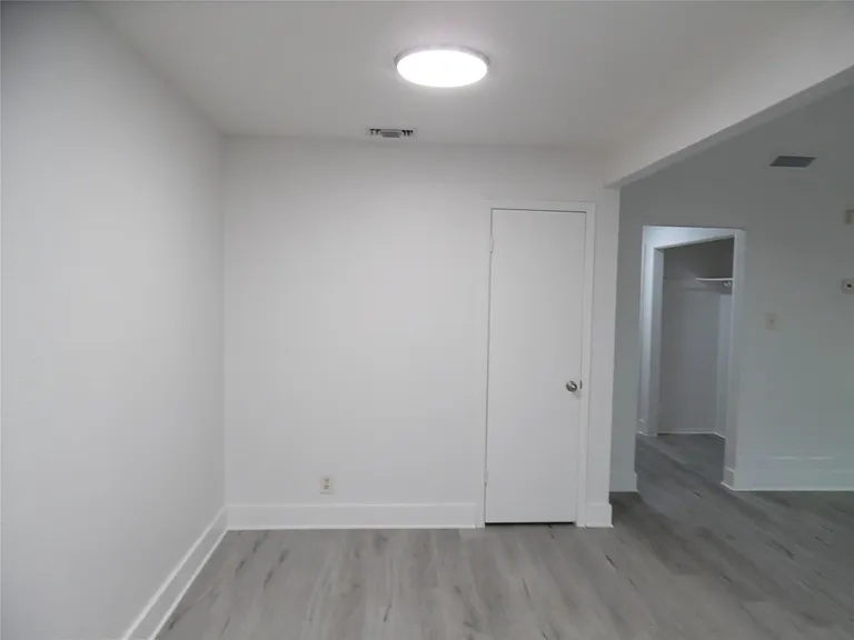 7400 Dixie Dr #B — Photo 7